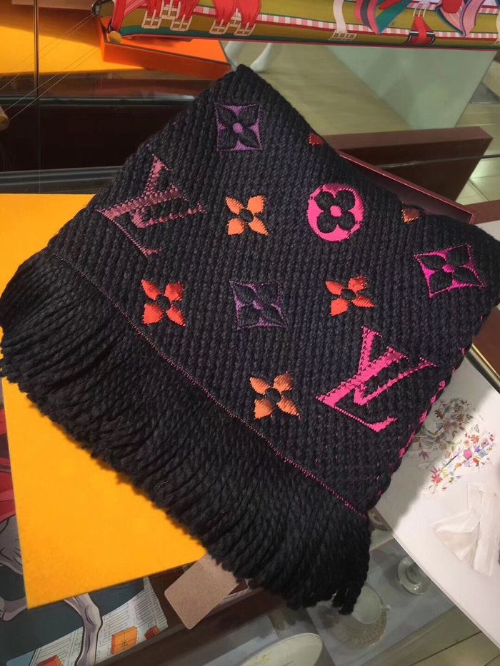 Louis Vuitton Scarf LV00153